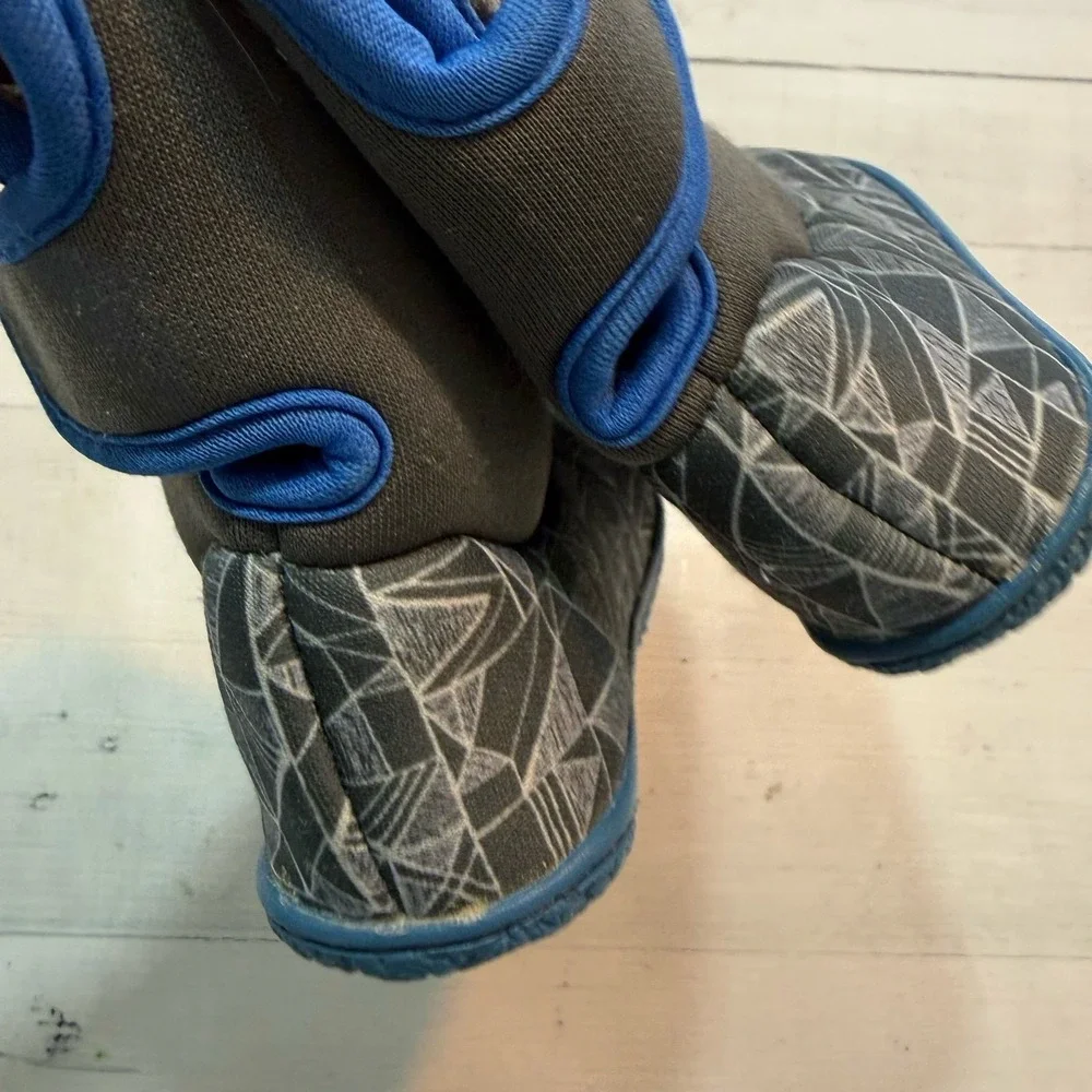 Bogs baby bogs boots blue grey‎ infant size 4